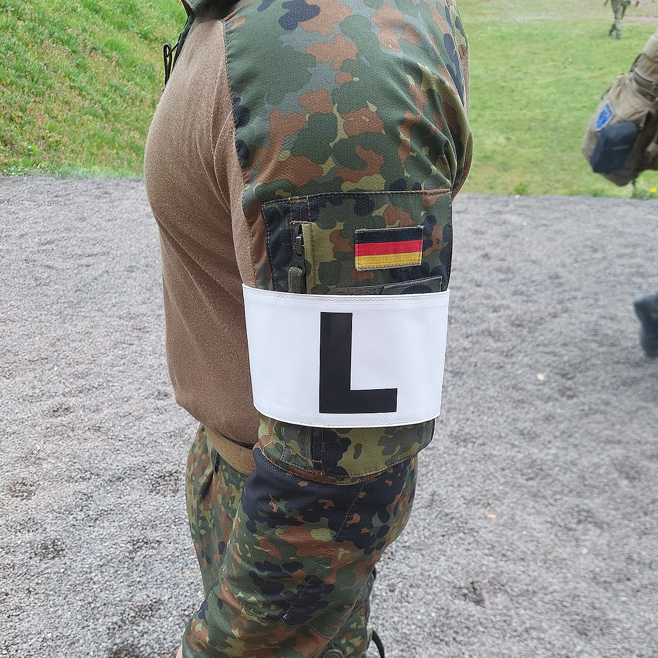 Armbinde Velcro "L" (Leitender / Leitungsgehilfen) Armbinde Velcro "L" (Leitender / Leitungsgehilfen)